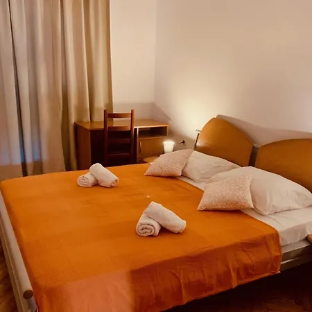 Linc Rooms Apartments * Banjole